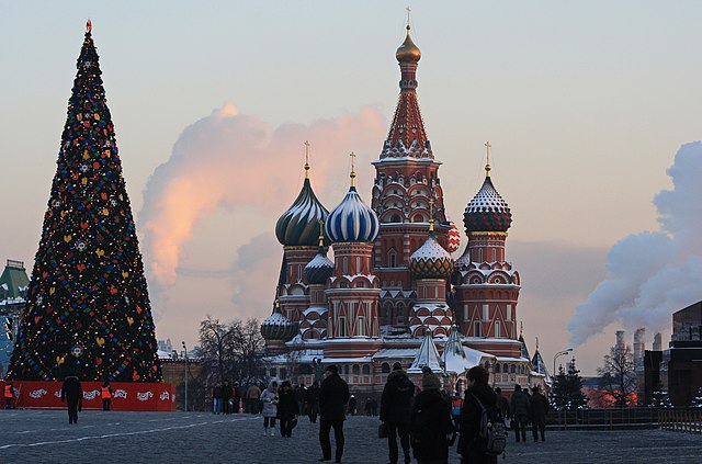        (2011 ): https://ru.wikipedia.org/wiki/_#/media/:Basilius-Kathedrale_auf_dem_Roten_Platz_in_Moskau_212_origWI.jpg