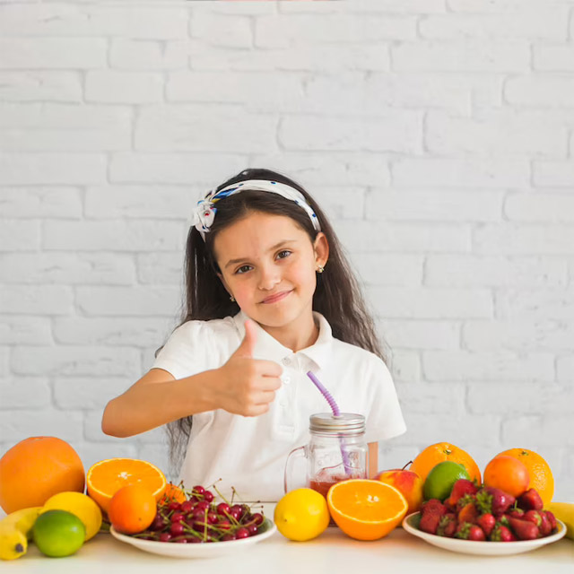 https://ru.freepik.com/free-photo/cute-smiling-girl-with-colorful-fruits-showing-thumb-up-sign_2618377.htm#page=2&query=%D0%B4%D0%B5%D1%82%D0%B8%20%D1%84%D1%80%D1%83%D0%BA%D1%82%D1%8B&position=5&from_view=search&track=ais