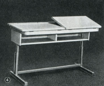 4. Двухместный ученический стол на металлическом основании с изменяемым наклоном крышки стола, стол регулируется по высоте