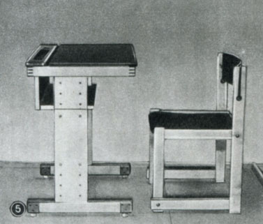 5. Одноместный деревянный ученический стол со стулом, стол регулируется по высоте